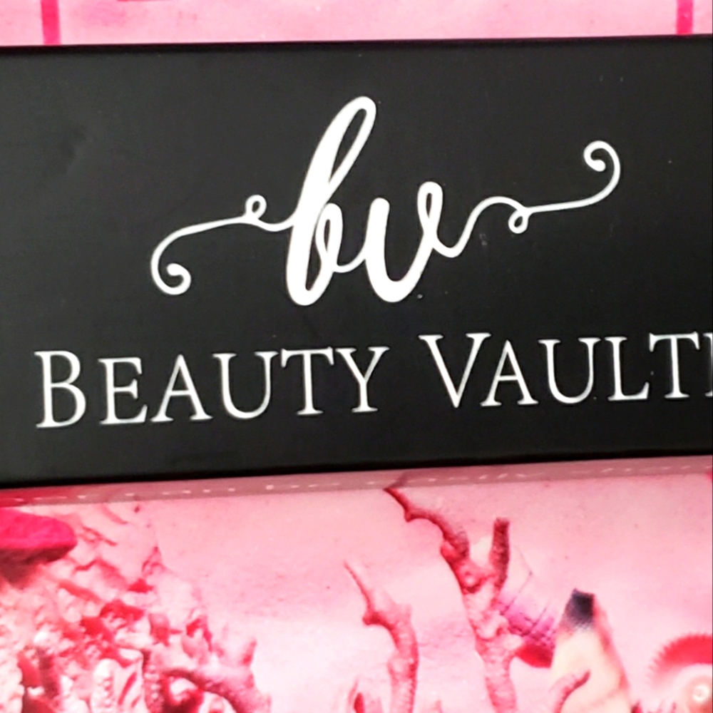 Beauty vaulte lip set